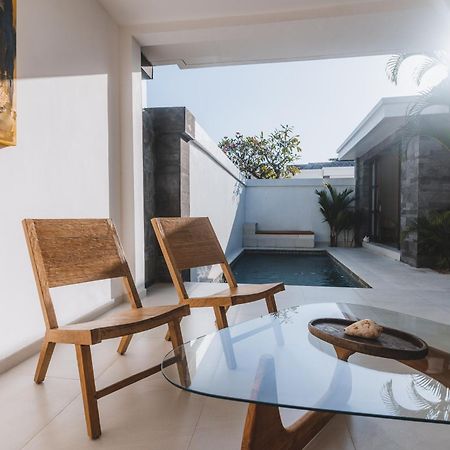 Aster Villa Seminyak Ngoại thất bức ảnh