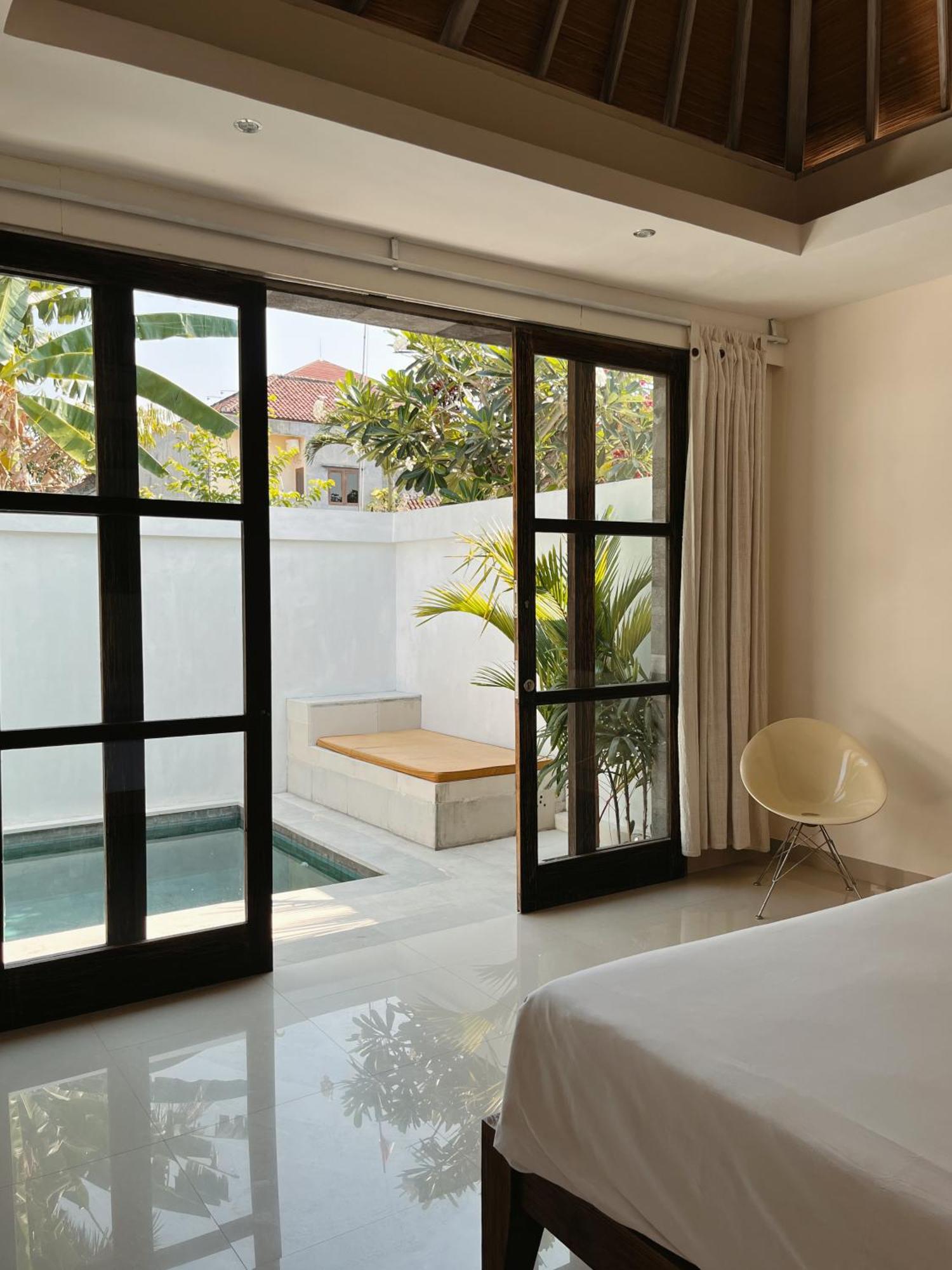 Aster Villa Seminyak Ngoại thất bức ảnh